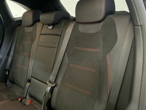 Mercedes GLA 200 d  - Foto 2