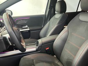 Mercedes GLA 200 d  - Foto 2
