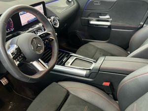 Mercedes GLA 200 d  - Foto 2
