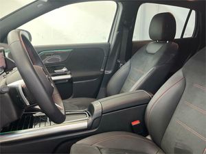 Mercedes GLA 200 d  - Foto 2