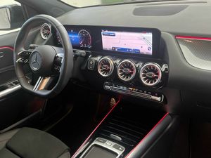 Mercedes GLA 200 d  - Foto 2