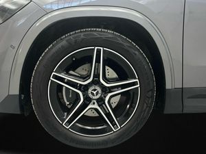 Mercedes GLA 200 d  - Foto 2