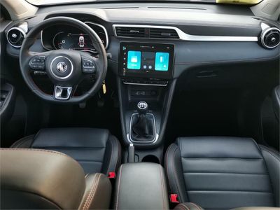 MG ZS 1.5 Luxury
