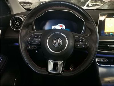 MG eHS 1.5T-GDI PHEV Luxury