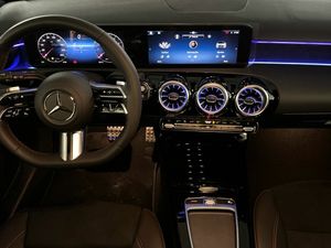 Mercedes Clase A 180 Compacto  - Foto 2