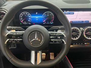 Mercedes GLA 200 d  - Foto 2