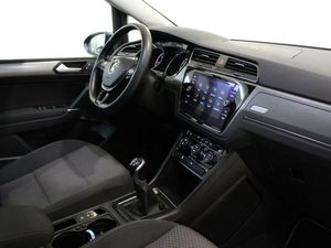 Volkswagen Touran Advance 2.0 TDI 85kW (115CV)  - Foto 2