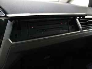 Volkswagen Touran Advance 2.0 TDI 85kW (115CV)  - Foto 2
