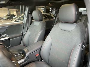 Mercedes EQB EQB 250+  - Foto 2
