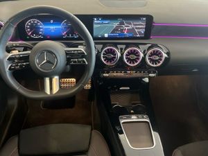 Mercedes Clase A 200 d Compacto  - Foto 2