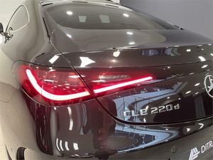 Mercedes Clase CLE CLE 220 d Coupé  - Foto 2
