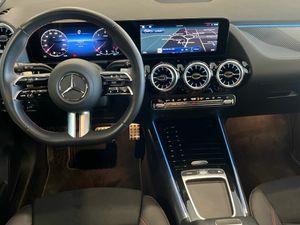 Mercedes GLA 200 d  - Foto 2
