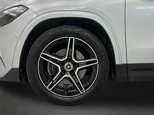 Mercedes GLA 200 d  - Foto 2
