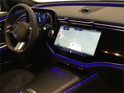 Mercedes Clase E 300 e con tecnología hibrida EQ