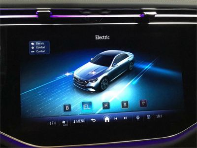 Mercedes Clase E 300 e con tecnología hibrida EQ