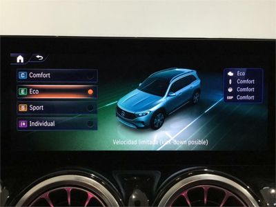 Mercedes EQB EQB 300 4MATIC