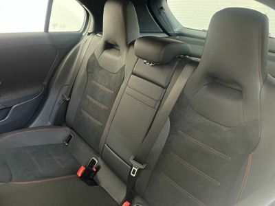 Mercedes Clase A 250 e Compacto con tecnología híbrida EQ