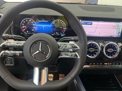 Mercedes GLA 250 e con tecnología híbrida EQ