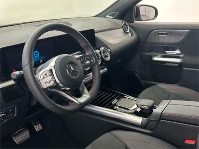Mercedes EQA 250+ + AMG Line