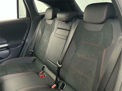 Mercedes EQA 250+ + AMG Line