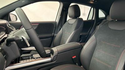 Mercedes EQA 300 4Matic AMG Line