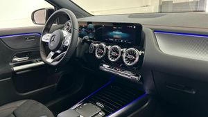 Mercedes EQA 300 4Matic AMG Line  - Foto 2