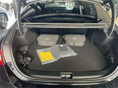 Mercedes Clase E 300 de con tecnología hibrida EQ