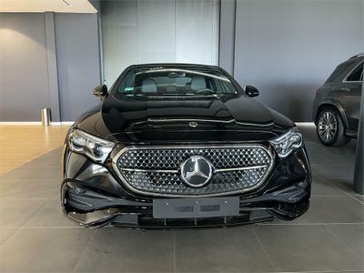 Mercedes Clase E 300 de con tecnología hibrida EQ