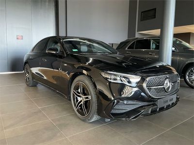 Mercedes Clase E 300 de con tecnología hibrida EQ