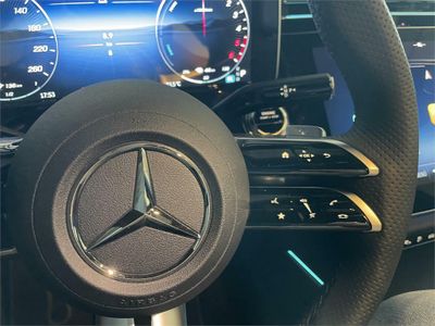 Mercedes Clase E 300 de con tecnología hibrida EQ