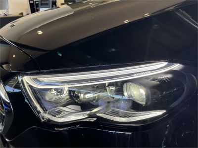 Mercedes Clase E 300 de con tecnología hibrida EQ