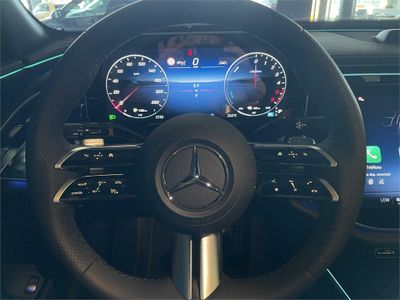 Mercedes Clase E 300 de con tecnología hibrida EQ
