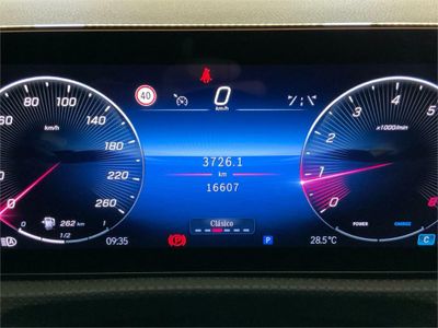 Mercedes CLA 200