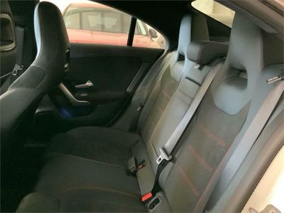 Mercedes CLA 200