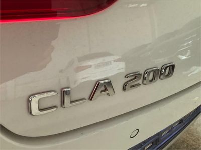 Mercedes CLA 200