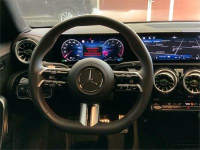 Mercedes CLA 200