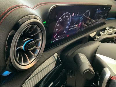 Mercedes CLA 200