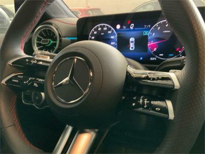 Mercedes CLA 200