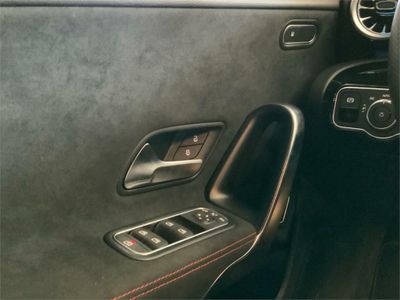 Mercedes CLA 200