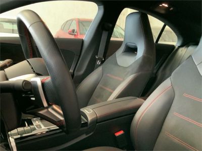 Mercedes CLA 200