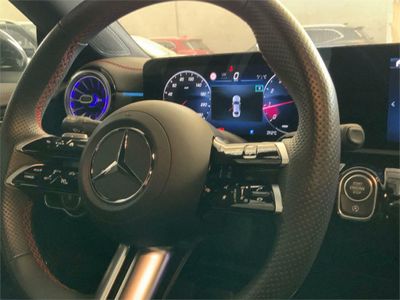 Mercedes CLA 200