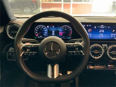 Mercedes CLA 200