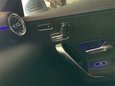 Mercedes CLA 200