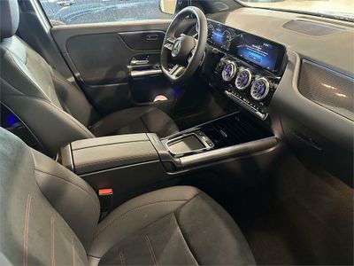 Mercedes GLA 250 e con tecnología híbrida EQ