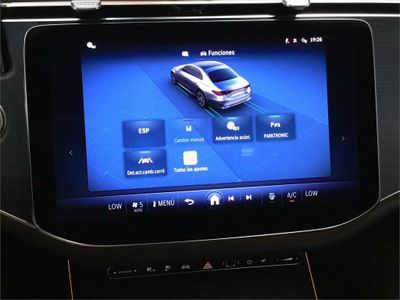 Mercedes Clase E 300 de con tecnología hibrida EQ