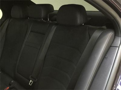 Mercedes Clase E 300 de con tecnología hibrida EQ