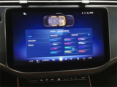 Mercedes Clase E 300 de con tecnología hibrida EQ