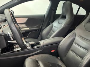 Mercedes CLA 180 AMG Line (EURO 6d)  - Foto 2