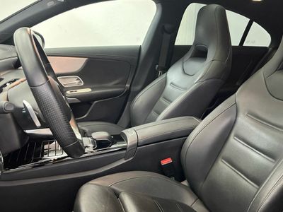 Mercedes CLA 180 AMG Line (EURO 6d)