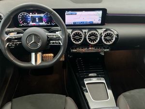 Mercedes Clase A 180 d AMG Line (EURO 6d)  - Foto 2